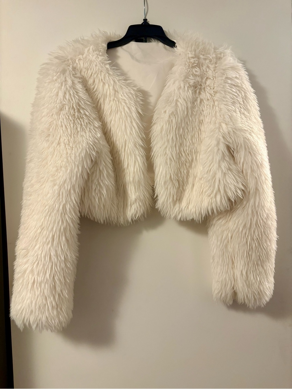 SHEIN Cream Faux Fur Cropped Jacket